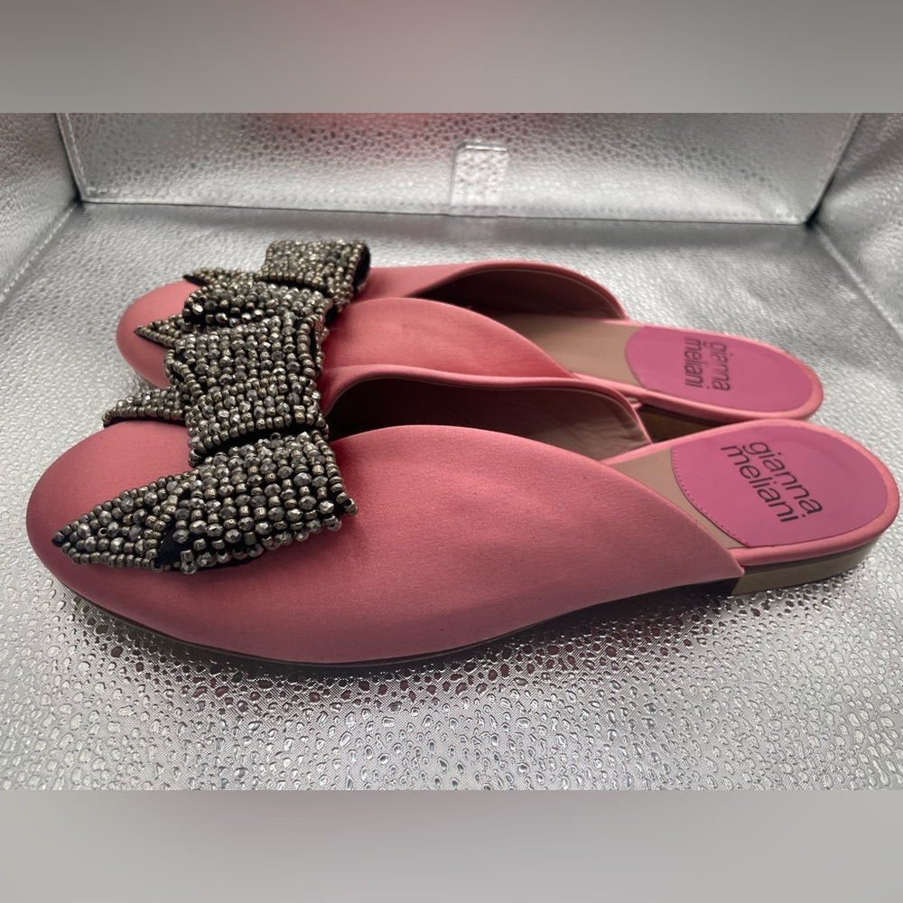 Pretty in pink with silk satin embellished bow Gianna Meliani mules Size 6